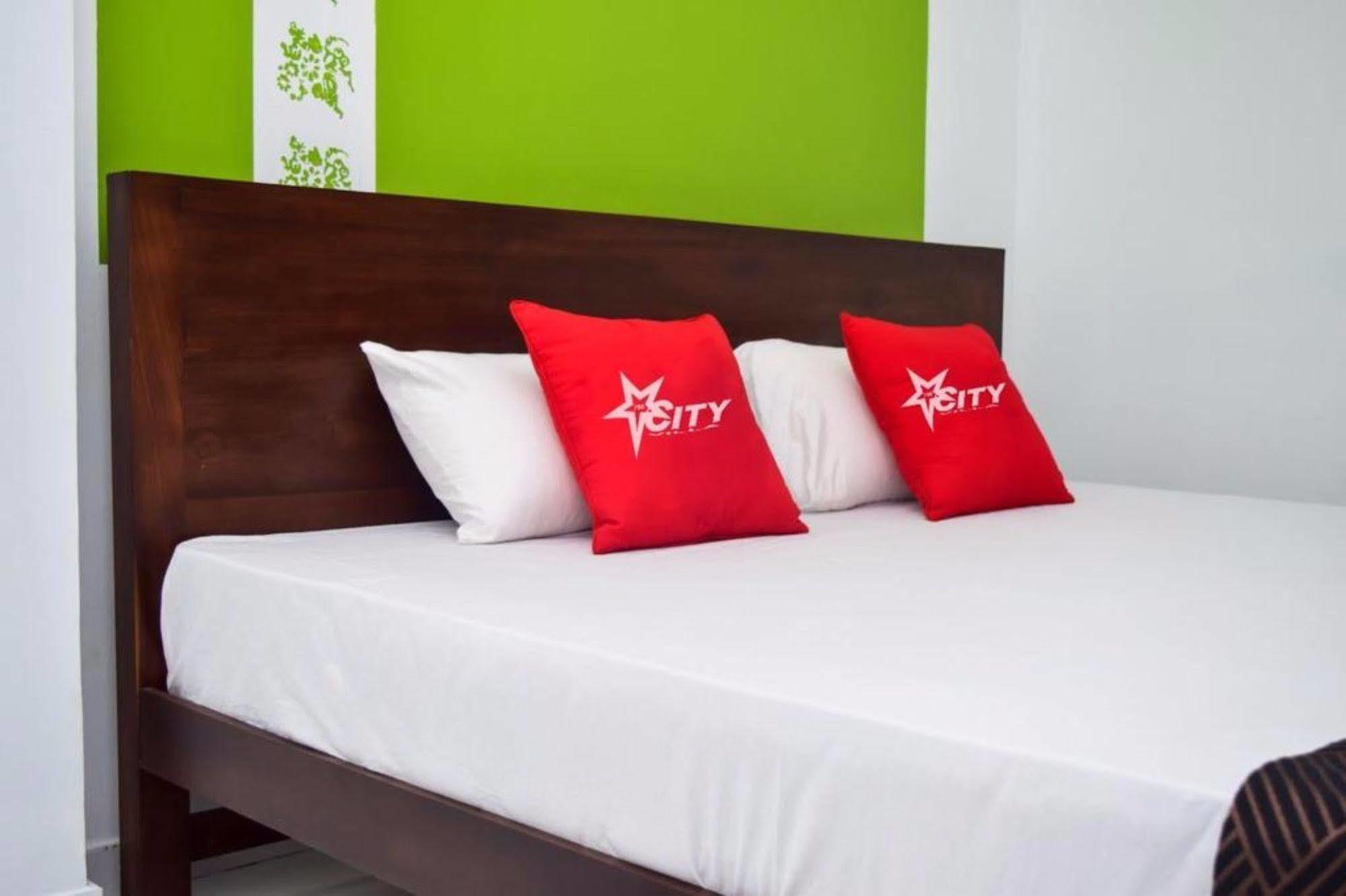 Star City Villa Коломбо Екстер'єр фото